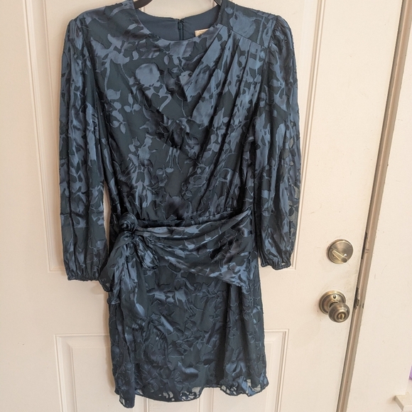 Shoshanna Sunday Blouson Jacquard Burnout Dress - Picture 3 of 5
